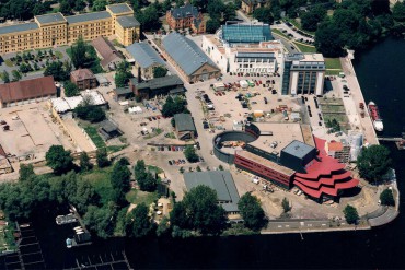 ARTS AND CULTURAL CENTER – MASCHINENHALLE SCHIFFBAUERGASSE POTSDAM